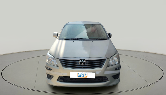 2013 Toyota Innova 2.5 GX 8 STR, Diesel, Manual, 2,29,473 km, exterior