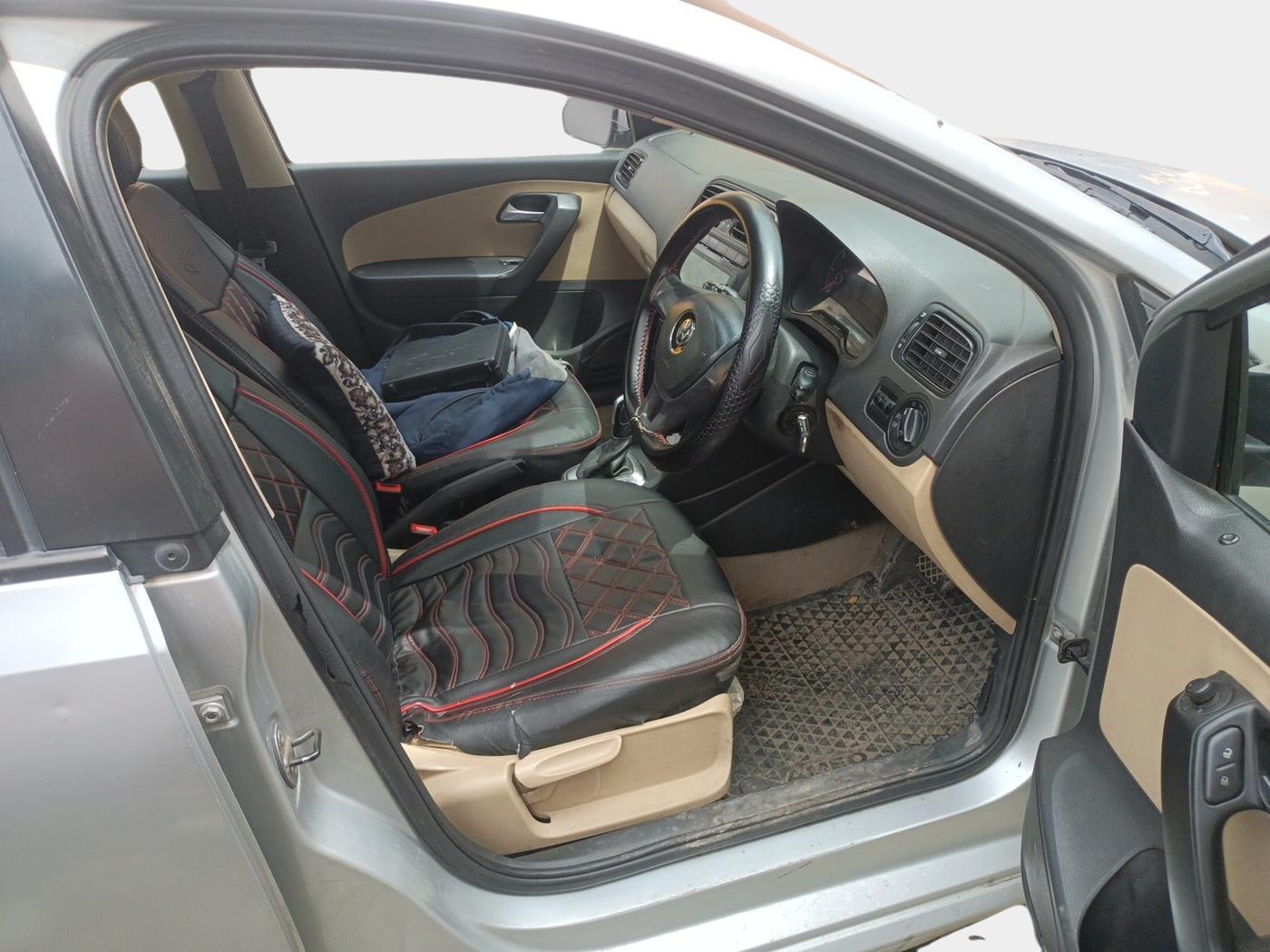 2016 Volkswagen Ameo COMFORTLINE 1.5 AT, Diesel, Automatic, 80,618 km, interior