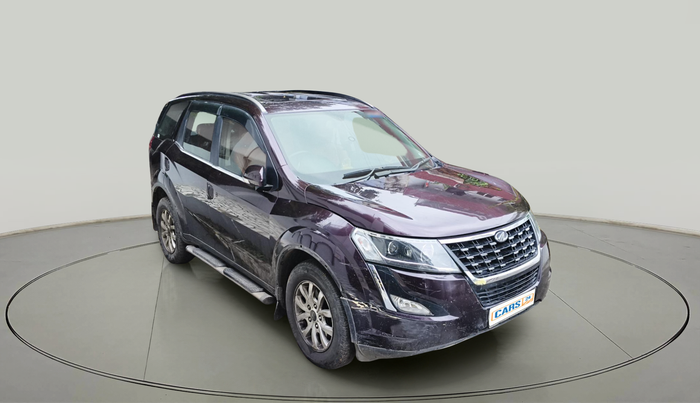 2018 Mahindra XUV500 W9, Diesel, Manual, 1,04,606 km, exterior