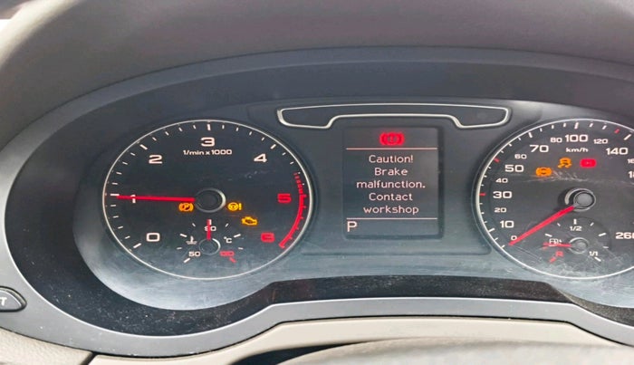 2013 Audi Q3 2.0 QUATTRO TDI AT, Diesel, Automatic, 1,34,284 km, interior