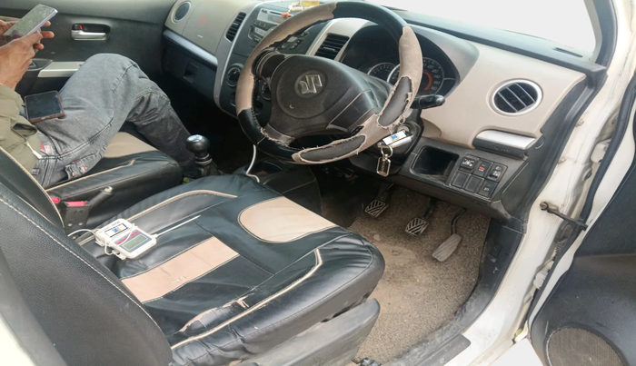 2013 Maruti Wagon R 1.0 VXI, Petrol, Manual, 1,47,626 km, interior