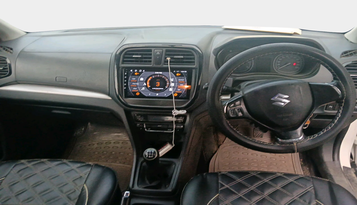 2016 Maruti Vitara Brezza ZDI, Diesel, Manual, 1,11,362 km, interior