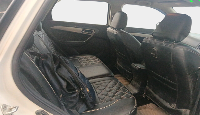 2016 Maruti Vitara Brezza ZDI, Diesel, Manual, 1,11,362 km, interior