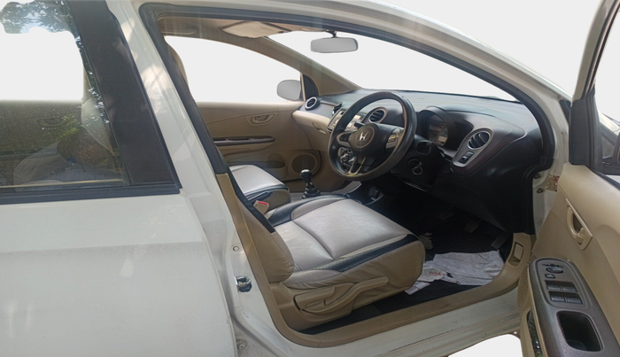 2013 Honda Amaze 1.5L I-DTEC S, Diesel, Manual, 58,694 km, interior