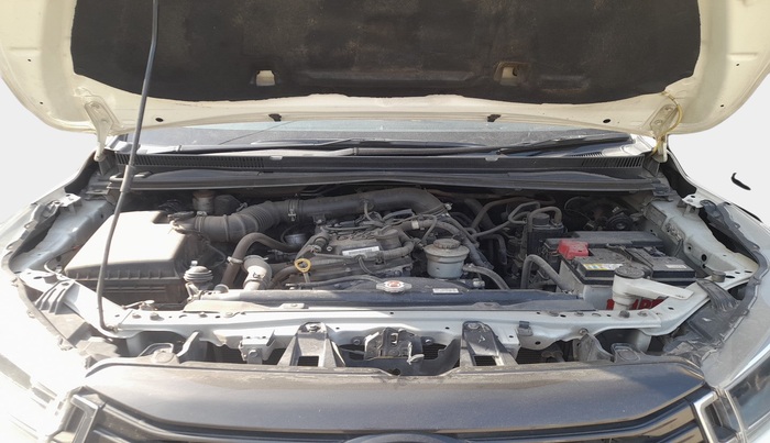 2022 Toyota Innova Crysta 2.7 ZX AT 7 STR, Petrol, Automatic, 33,945 km, exterior