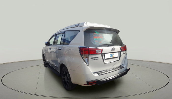 2022 Toyota Innova Crysta 2.7 ZX AT 7 STR, Petrol, Automatic, 33,945 km, exterior