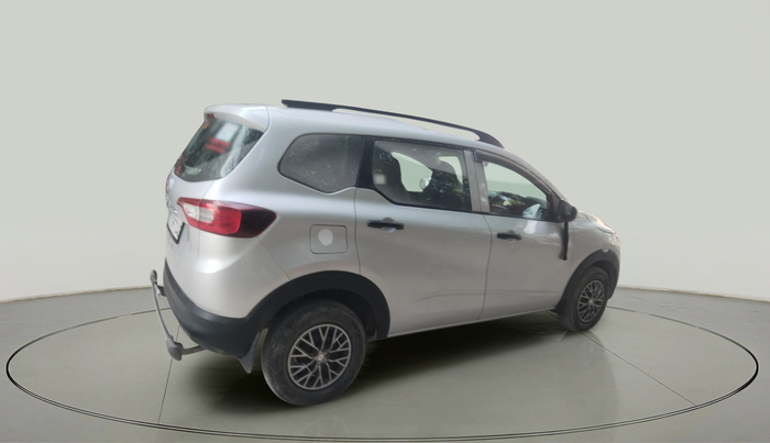 2023 Renault TRIBER RXE MT, Petrol, Manual, 27,331 km, exterior