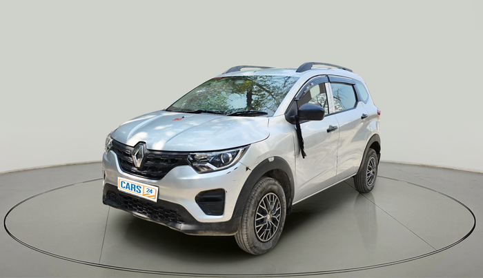 2023 Renault TRIBER RXE MT, Petrol, Manual, 27,331 km, exterior