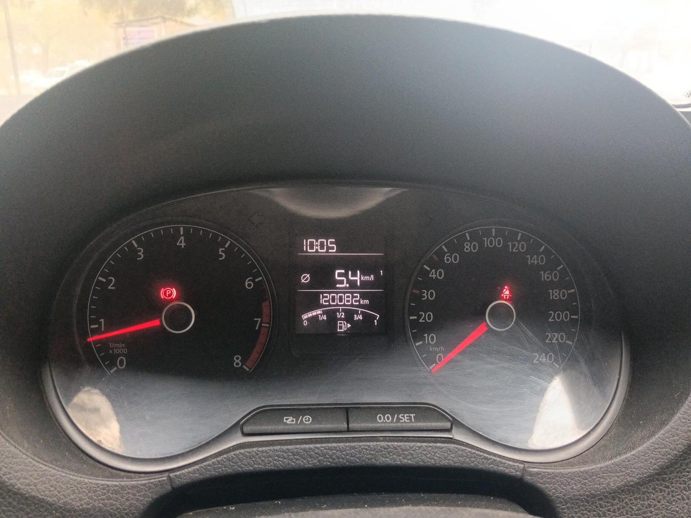 2019 Volkswagen Ameo COMFORTLINE 1.0L, Petrol, Manual, 1,20,082 km, interior