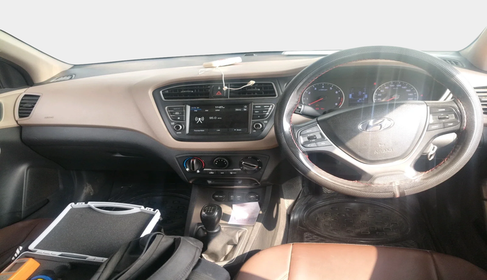 2019 Hyundai Elite i20 SPORTZ PLUS 1.2, Petrol, Manual, 66,111 km, interior