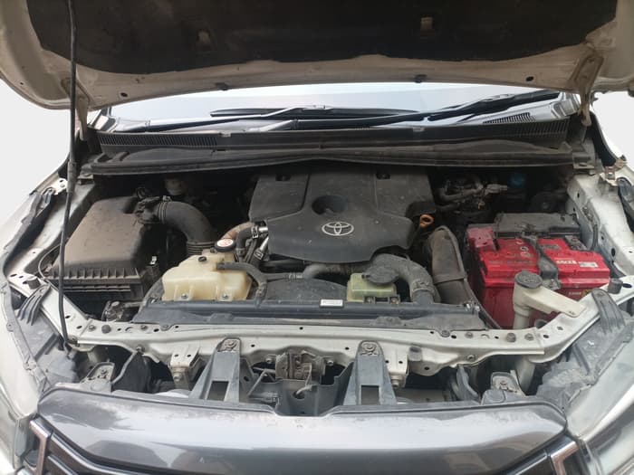 2021 Toyota Innova Crysta 2.4 ZX 7 STR, Diesel, Manual, 1,21,400 km, exterior