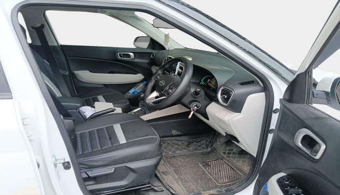2024 Hyundai VENUE S (O) Plus 1.2 Petrol , Petrol, Manual, 8,402 km, interior