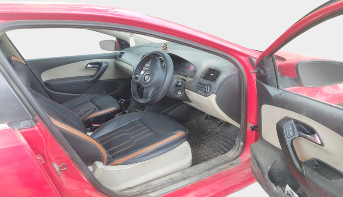 2012 Volkswagen Polo TRENDLINE 1.2L DIESEL, Diesel, Manual, 1,34,100 km, interior