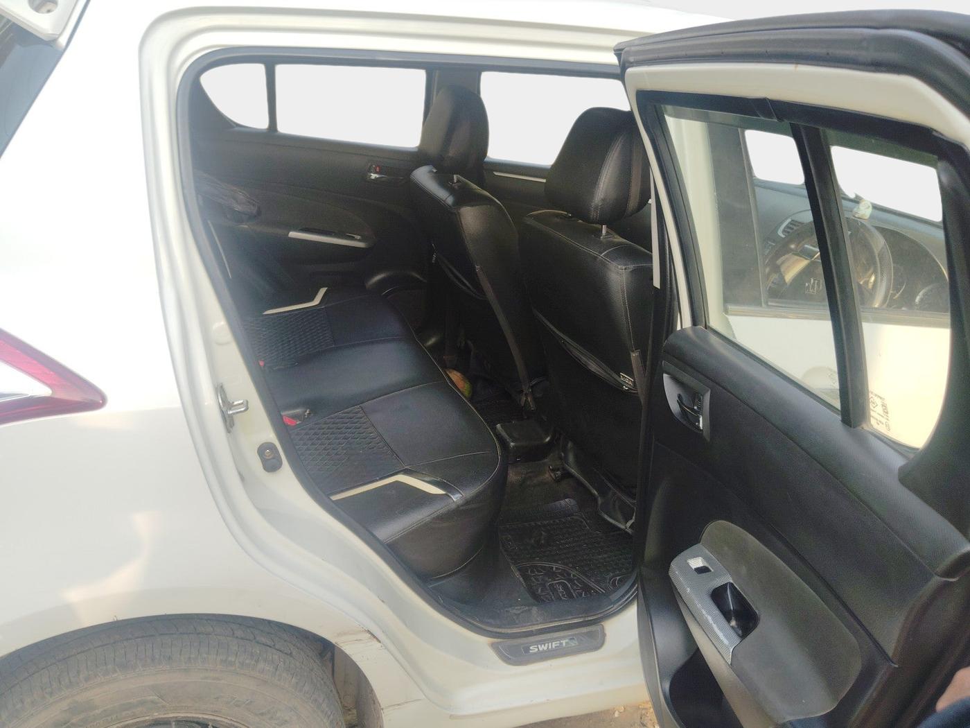 2014 Maruti Swift VXI, Petrol, Manual, 91,339 km, interior