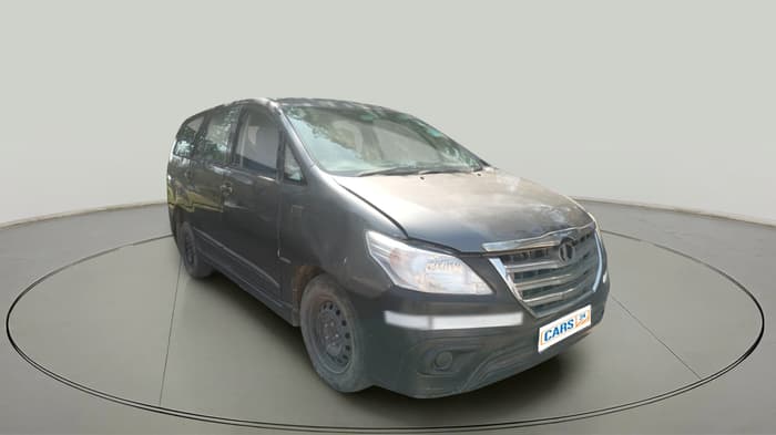 2014 Toyota Innova 2.5 GX 8 STR, Diesel, Manual, 1,96,087 km, exterior
