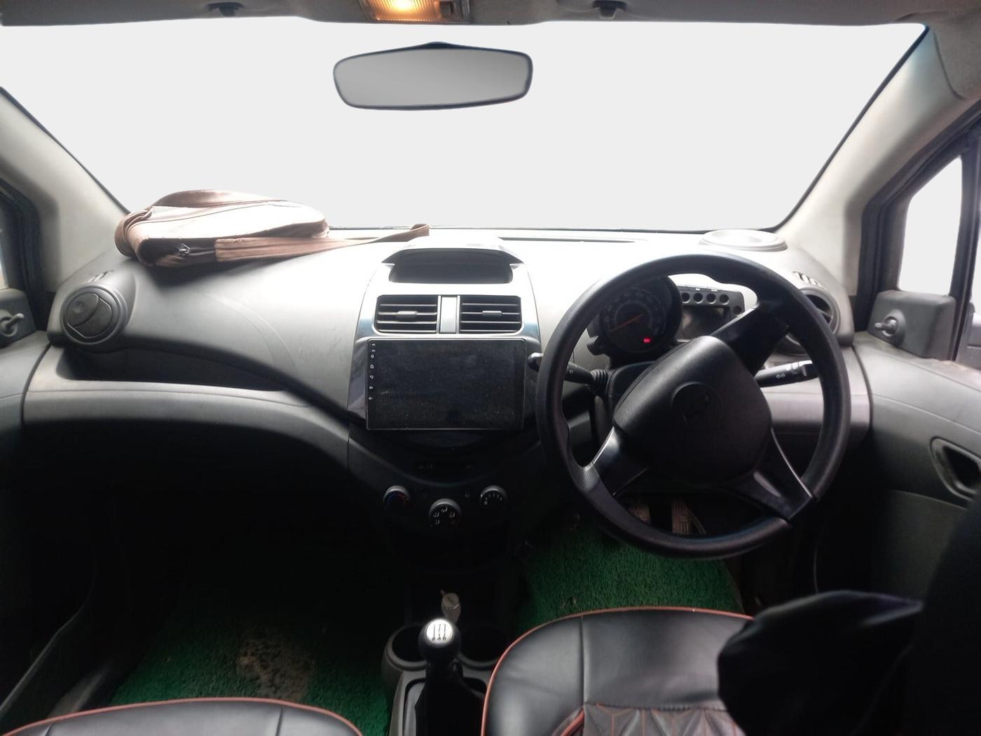 2011 Chevrolet Beat LS PETROL, Petrol, Manual, 68,000 km, interior