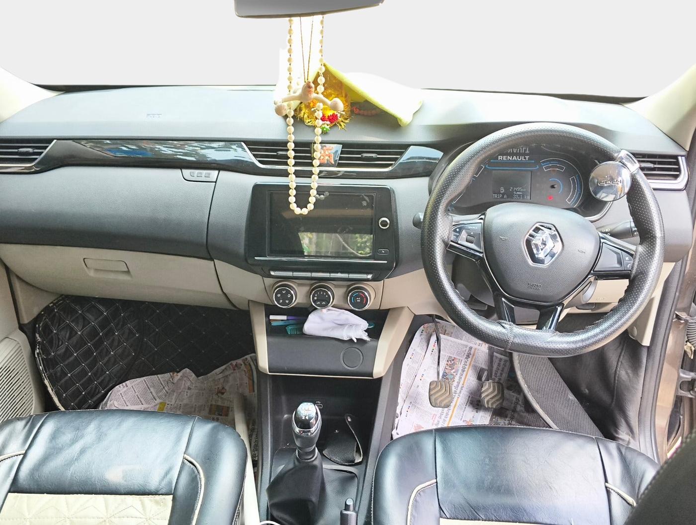 2021 Renault TRIBER RXT, Petrol, Manual, 21,561 km, interior