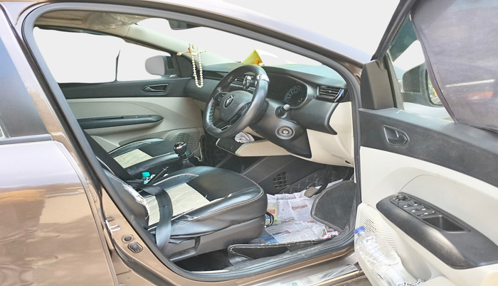 2021 Renault TRIBER RXT, Petrol, Manual, 21,496 km, interior