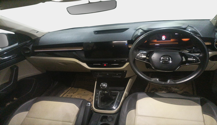 2022 Skoda SLAVIA STYLE 1.0L TSI MT, Petrol, Manual, 17,921 km, interior