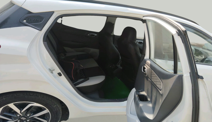 2020 Hyundai GRAND I10 NIOS ASTA AMT 1.2 KAPPA VTVT, Petrol, Automatic, 34,683 km, interior