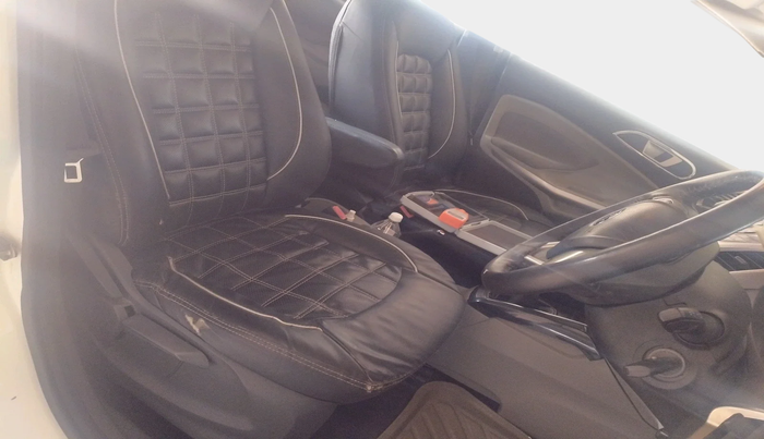 2015 Ford Ecosport TITANIUM 1.5L DIESEL, Diesel, Manual, 1,37,367 km, interior