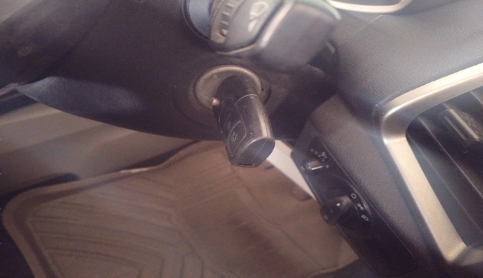 2015 Ford Ecosport TITANIUM 1.5L DIESEL, Diesel, Manual, 1,37,367 km, interior