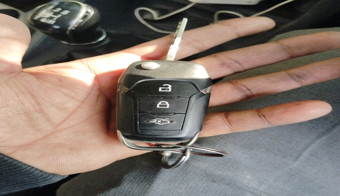 2015 Ford Figo Aspire TREND 1.2 PETROL, Petrol, Manual, 1,08,628 km, interior