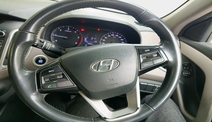 2017 Hyundai Creta SX PLUS AT 1.6 DIESEL, Diesel, Automatic, 1,06,000 km, interior