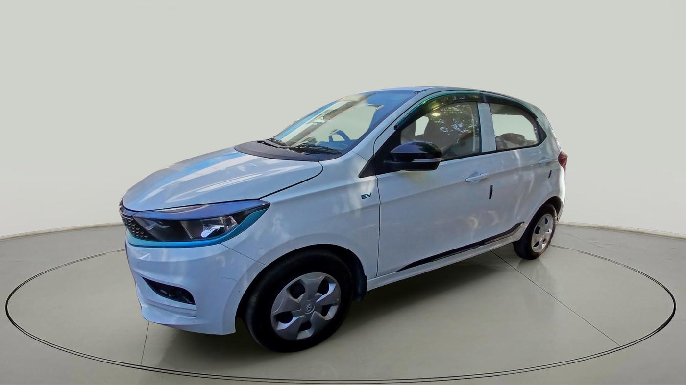 2023 Tata TIAGO EV XT LONG RANGE, Electric, Automatic, 46,000 km, exterior