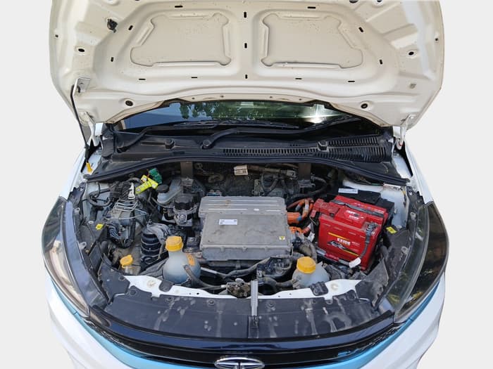 2023 Tata TIAGO EV XT LONG RANGE, Electric, Automatic, 46,000 km, exterior