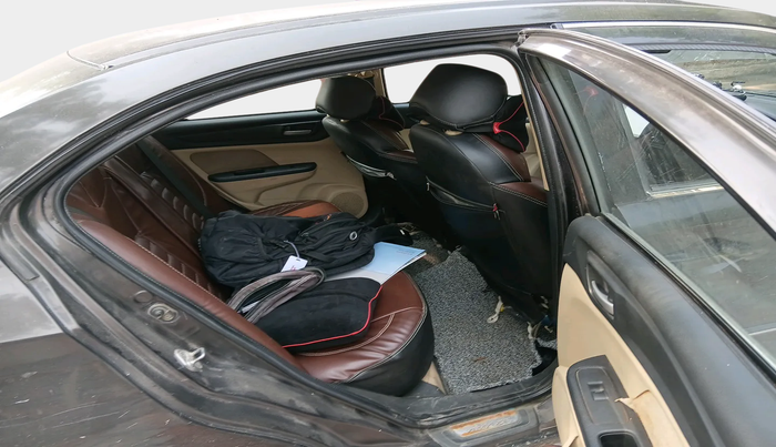 2018 Honda Amaze 1.2L I-VTEC S, Petrol, Manual, 1,10,767 km, interior