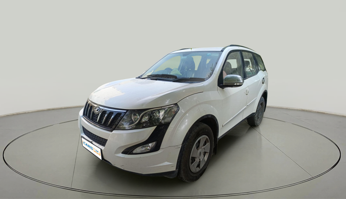 2017 Mahindra XUV500 W6, Diesel, Manual, 1,25,000 km, exterior
