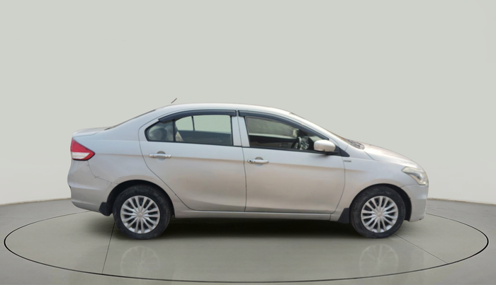 2014 Maruti Ciaz VDI +, Diesel, Manual, 1,34,352 km, exterior