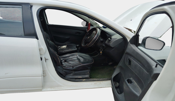 2016 Renault Kwid RXT 0.8, Petrol, Manual, 72,778 km, interior