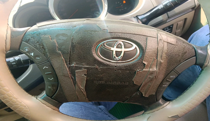 2011 Toyota Fortuner 3.0 4X4 MT, Diesel, Manual, 2,28,191 km, interior