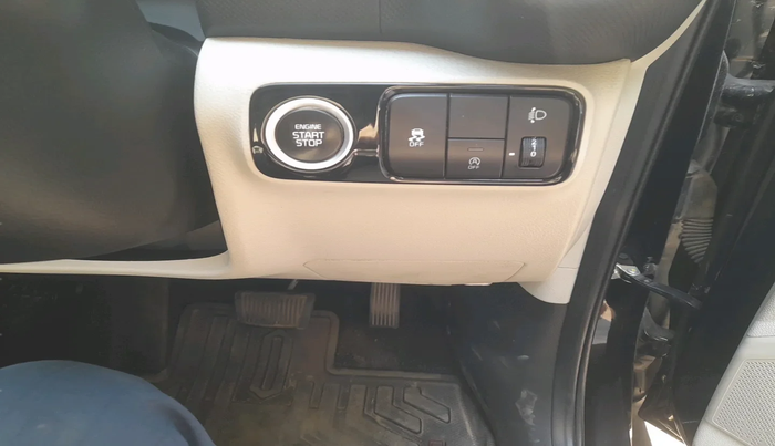 2023 KIA SONET HTX 1.0 DCT, Petrol, Automatic, 7,570 km, interior