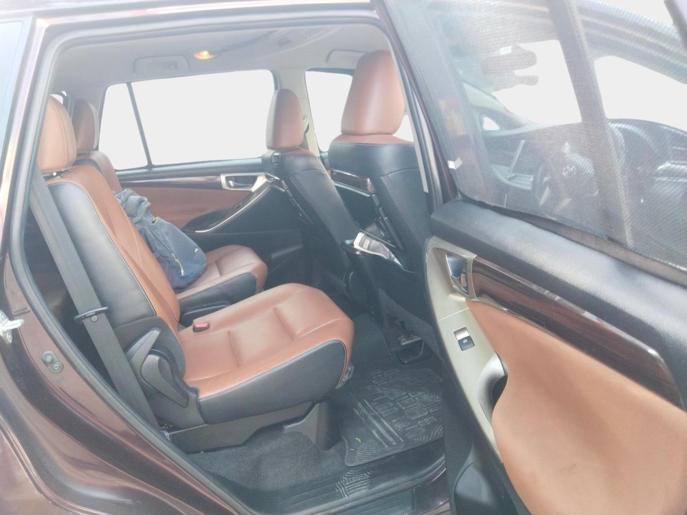 2016 Toyota Innova Crysta 2.8 ZX AT 7 STR, Diesel, Automatic, 87,950 km, interior