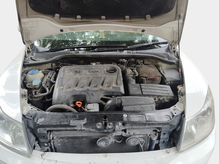 2011 Skoda Laura AMBIENTE 1.9 TDI MT, Diesel, Manual, 1,05,173 km, exterior