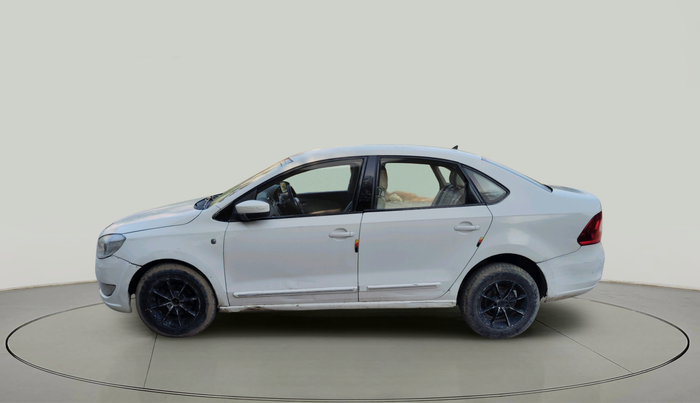 2012 Skoda Rapid AMBITION 1.6 TDI CR MT, Diesel, Manual, 95,822 km, exterior