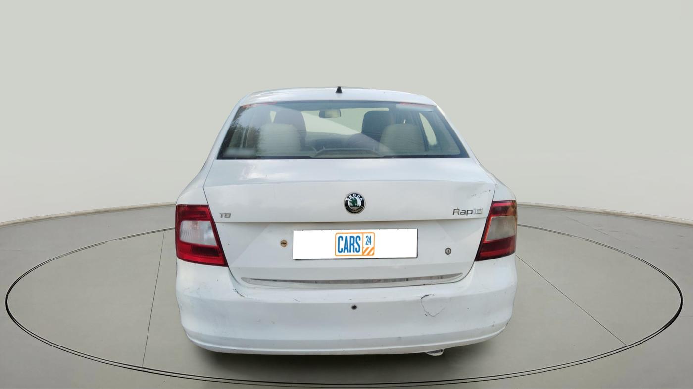 2012 Skoda Rapid AMBITION 1.6 TDI CR MT, Diesel, Manual, 95,822 km, exterior