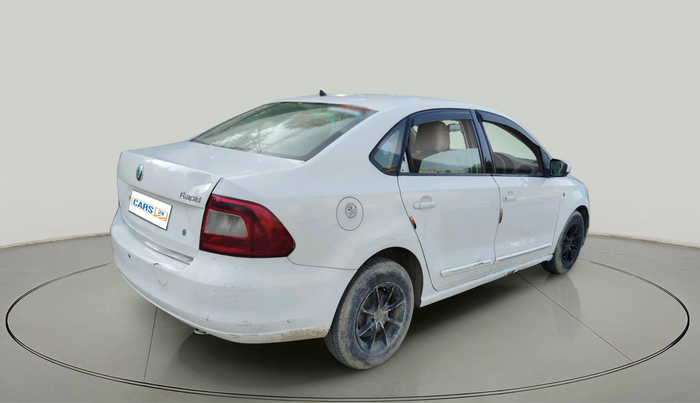 2012 Skoda Rapid AMBITION 1.6 TDI CR MT, Diesel, Manual, 95,822 km, exterior
