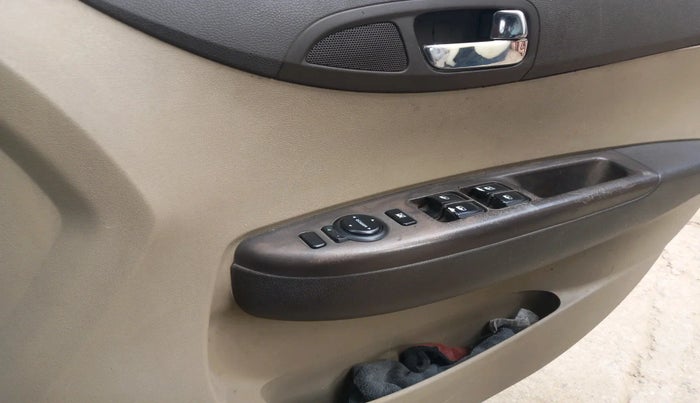 2011 Hyundai i20 ASTA 1.2, Petrol, Manual, 76,865 km, interior