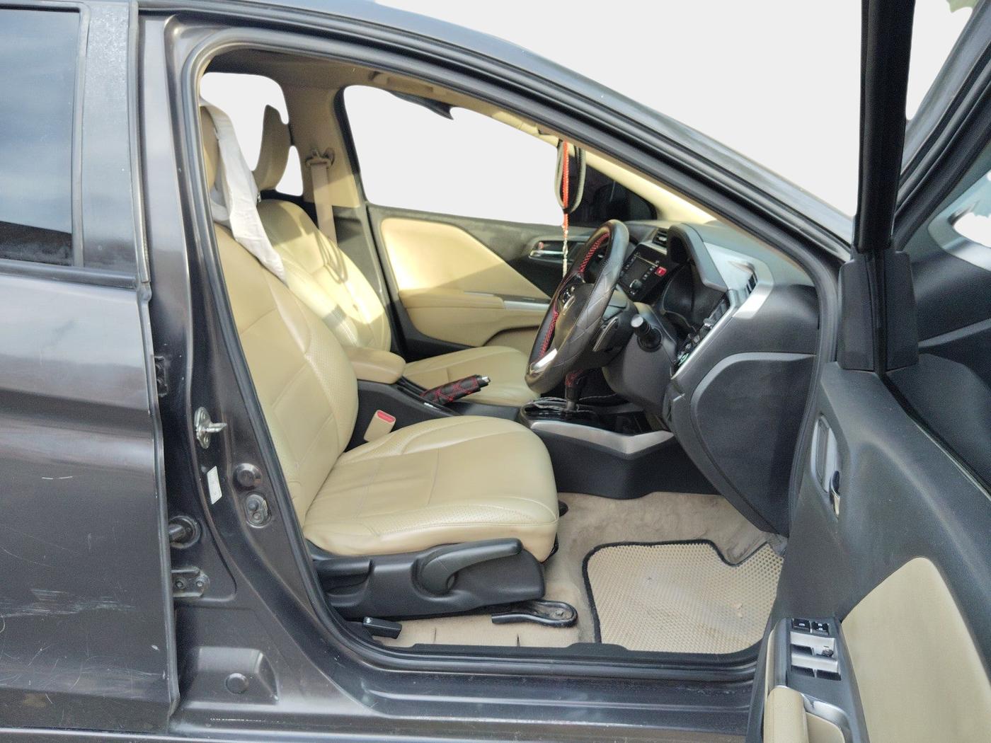 2014 Honda City 1.5L I-VTEC VX CVT, Petrol, Automatic, 1,03,566 km, interior