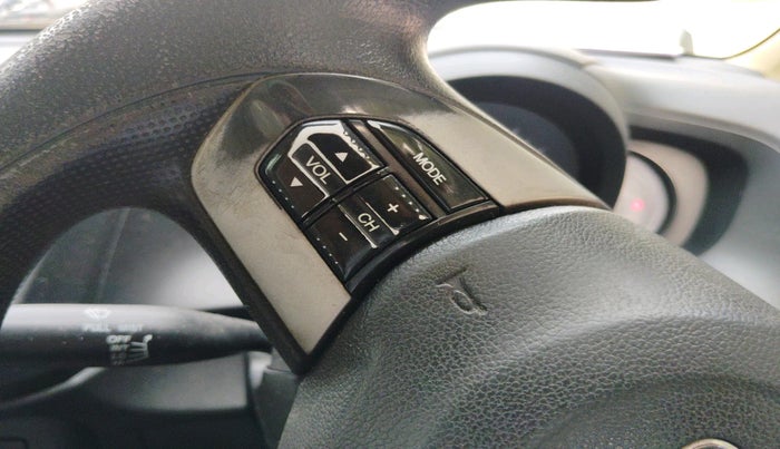 2014 Honda Brio VX MT, Petrol, Manual, 58,207 km, interior