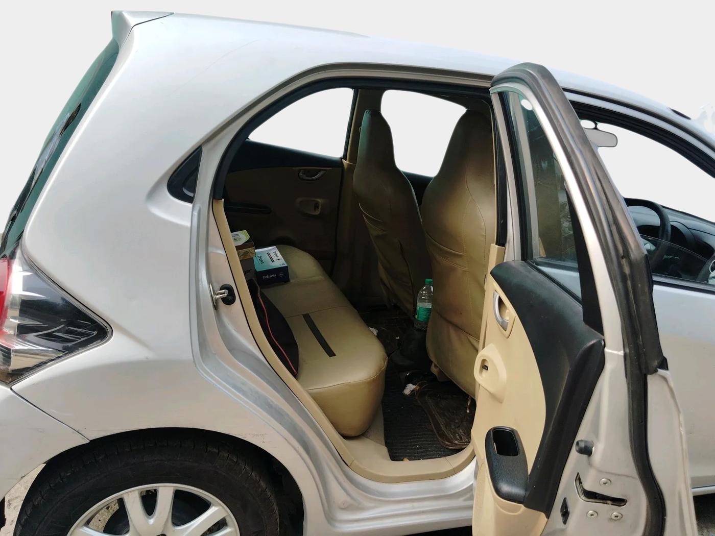 2014 Honda Brio VX MT, Petrol, Manual, 58,300 km, interior