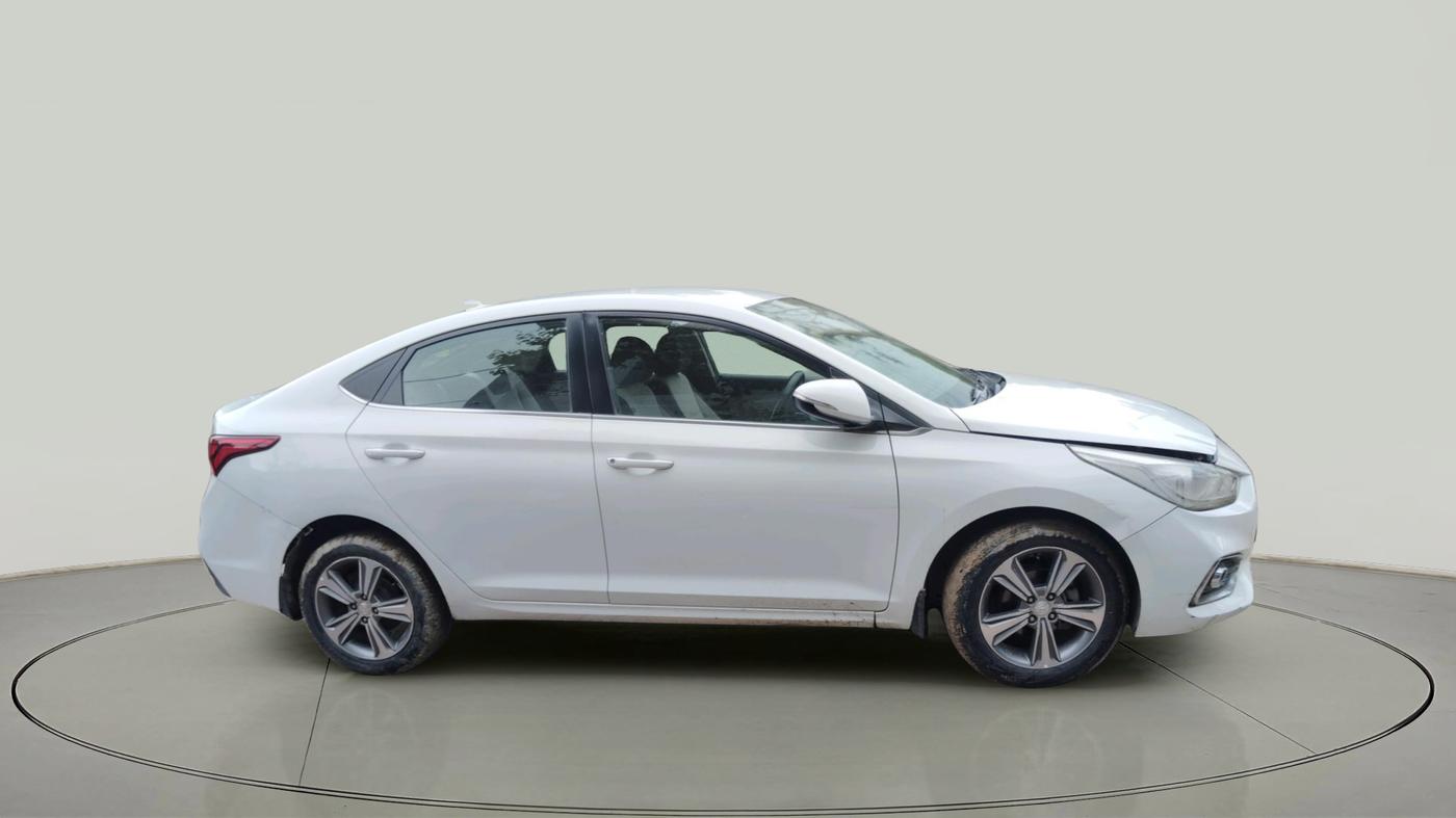 2018 Hyundai Verna 1.6 VTVT SX, Petrol, Manual, 36,156 km, exterior