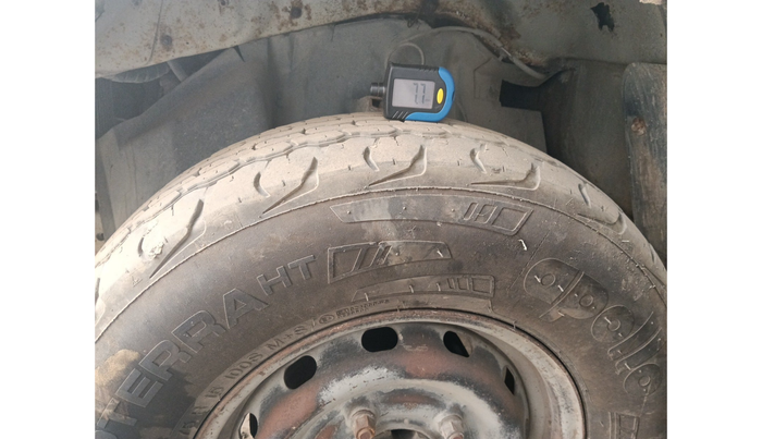 2013 Tata Sumo Gold LX, Diesel, Manual, 80,663 km, tyre