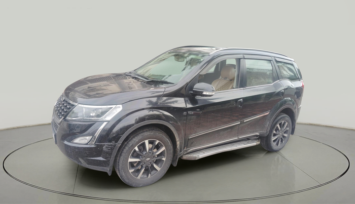 2018 Mahindra XUV500 W11, Diesel, Manual, 1,75,458 km, exterior