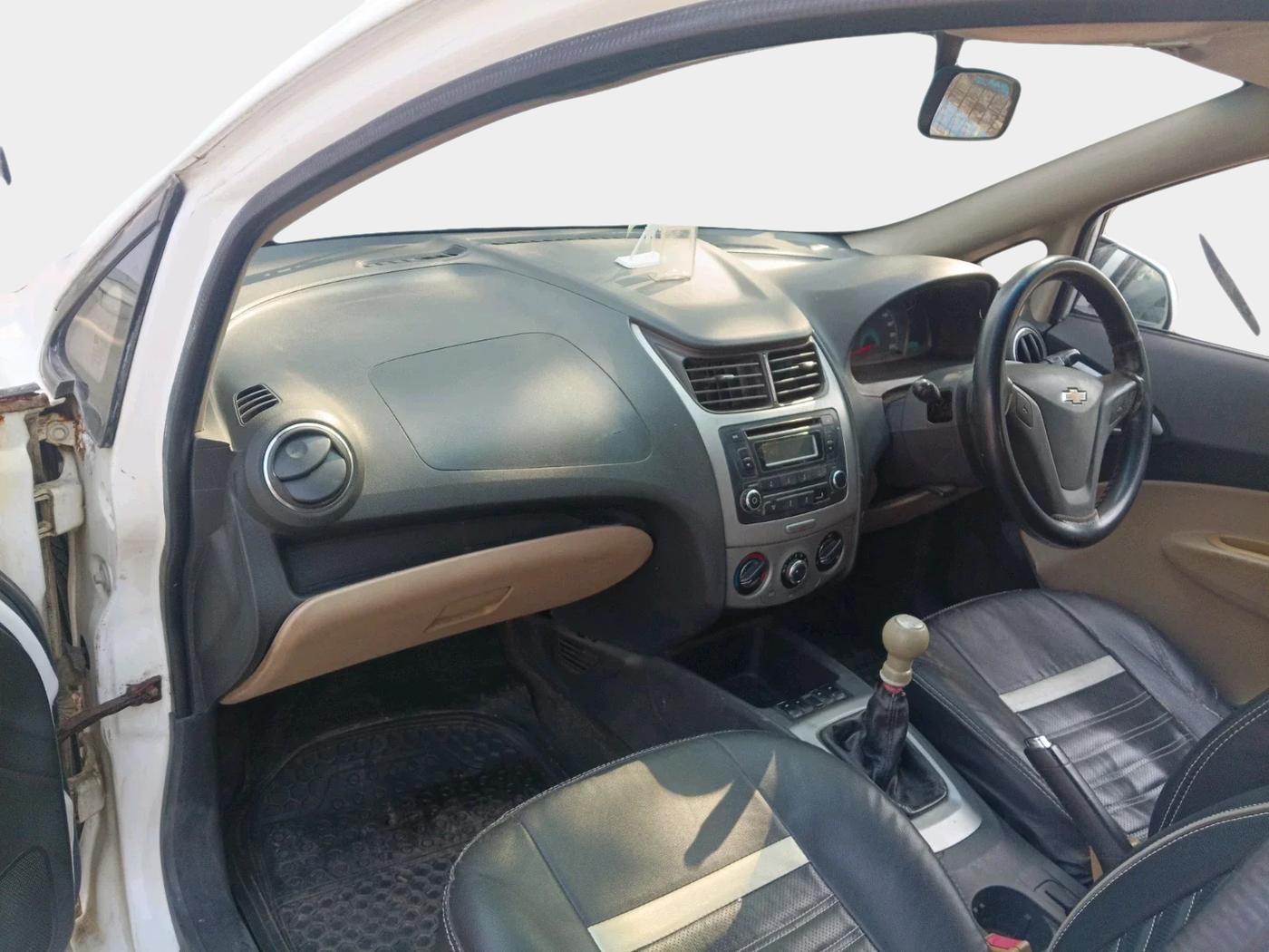 2015 Chevrolet Sail 1.2 BASE, Petrol, Manual, 90,136 km, interior
