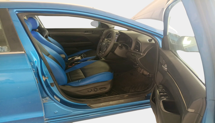 2017 Hyundai New Elantra 1.6 SX (O) AT DIESEL, Diesel, Automatic, 1,35,813 km, interior